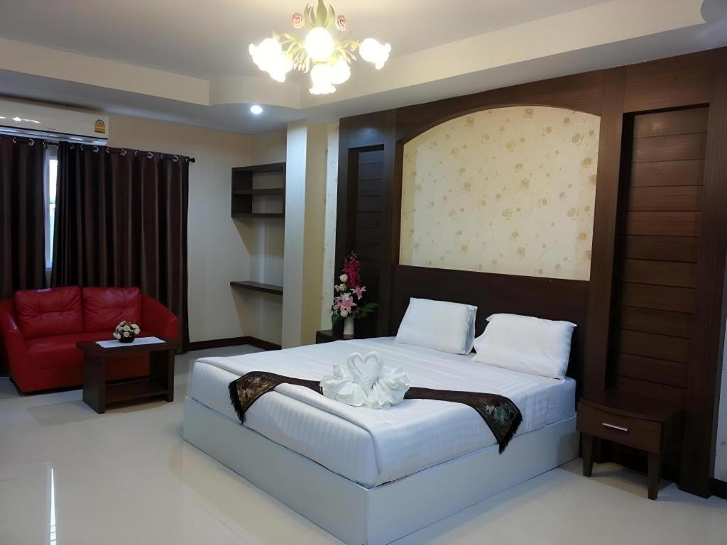 Le Parc Wangnang Hotel Пхітсанулок Екстер'єр фото