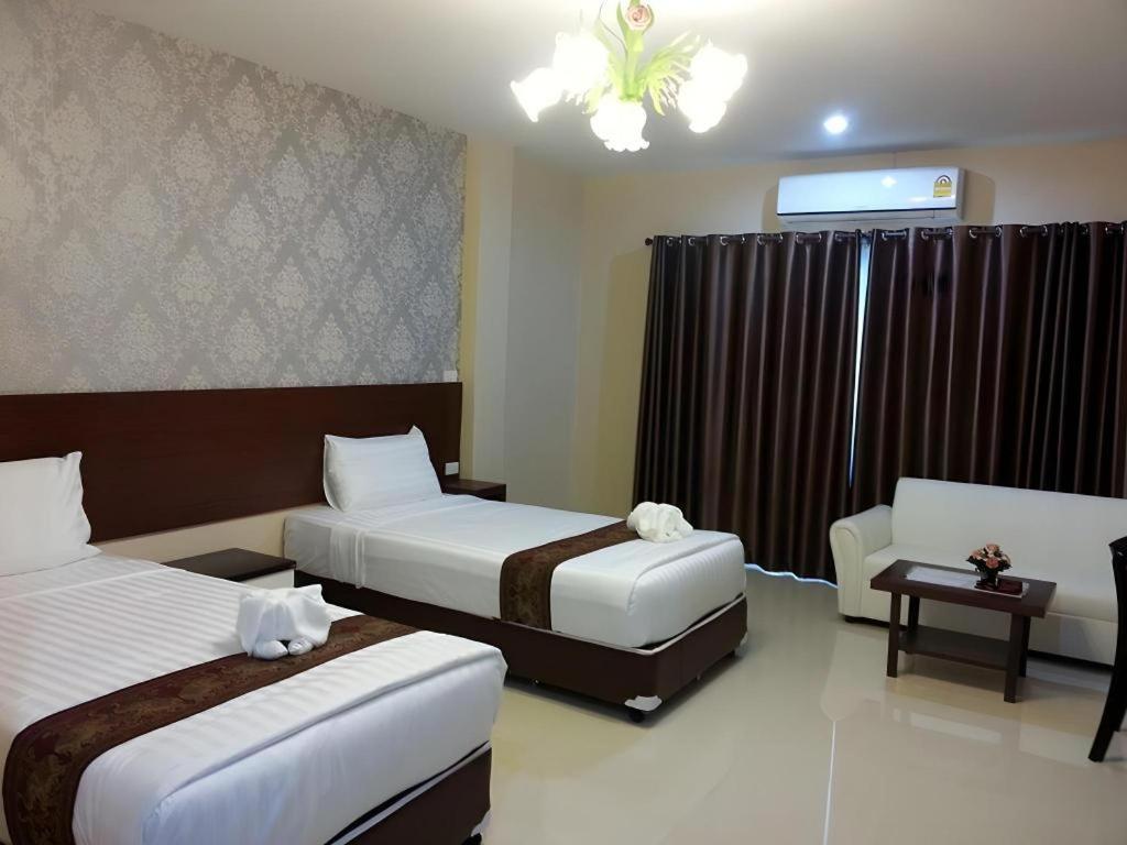 Le Parc Wangnang Hotel Пхітсанулок Екстер'єр фото