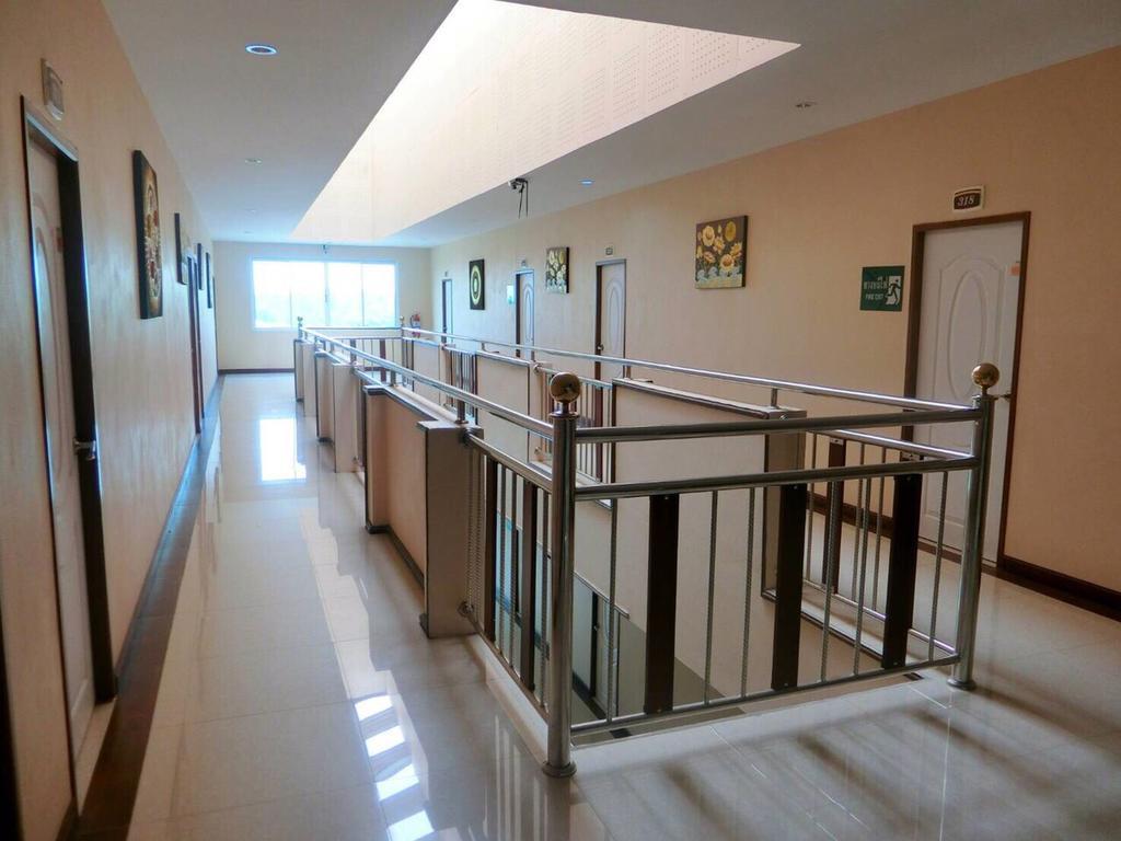 Le Parc Wangnang Hotel Пхітсанулок Екстер'єр фото