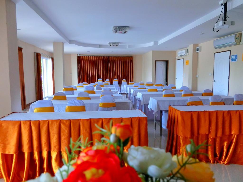 Le Parc Wangnang Hotel Пхітсанулок Екстер'єр фото